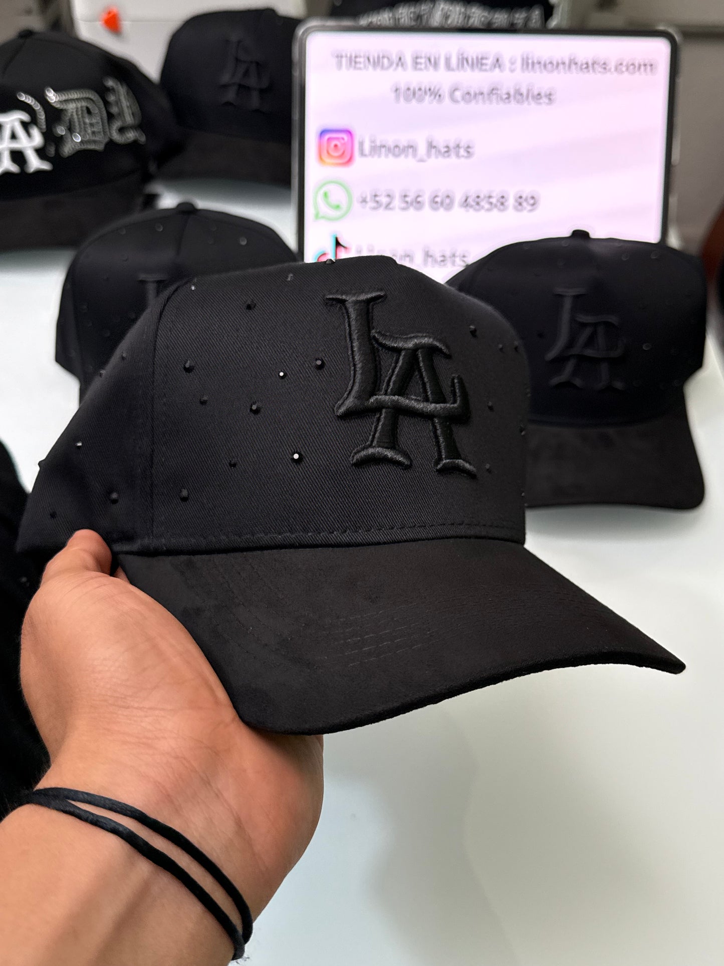 Dandy Triple Black (LÍNEA DE ARRUGA)