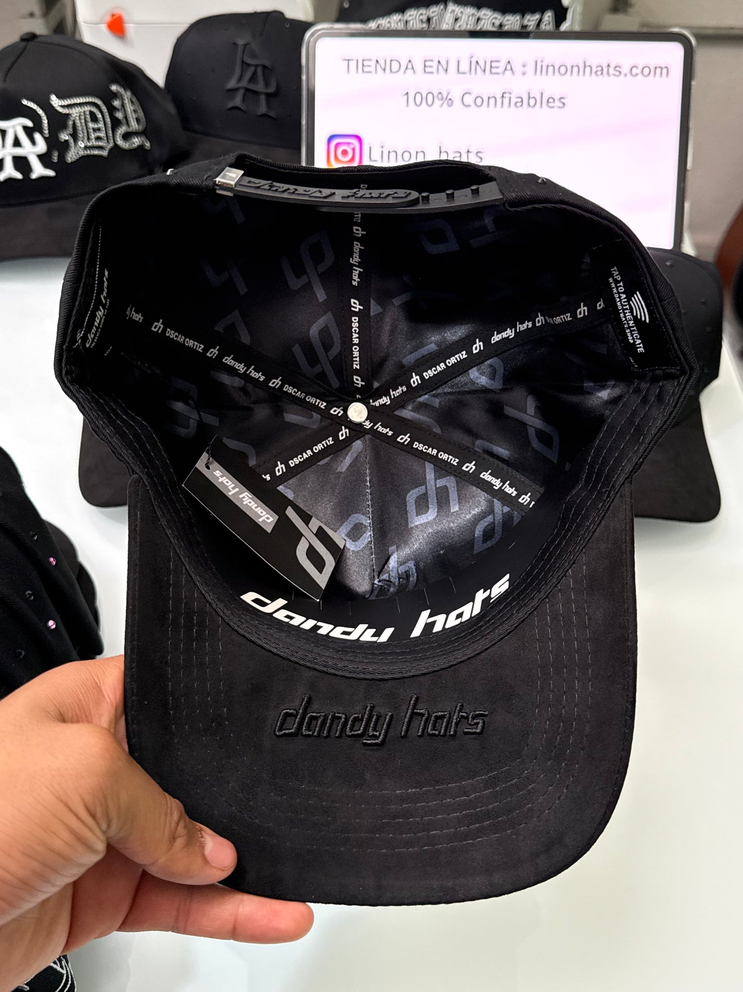 Dandy Triple Black (LÍNEA DE ARRUGA)